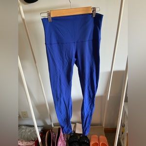 Lululemon blue leggings!! Worn only one!!:)